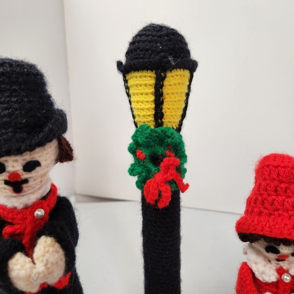 Vintage Crochet Christmas Choir Decorations Home Decor Handmade Knit People Dog - Picture 5 of 8